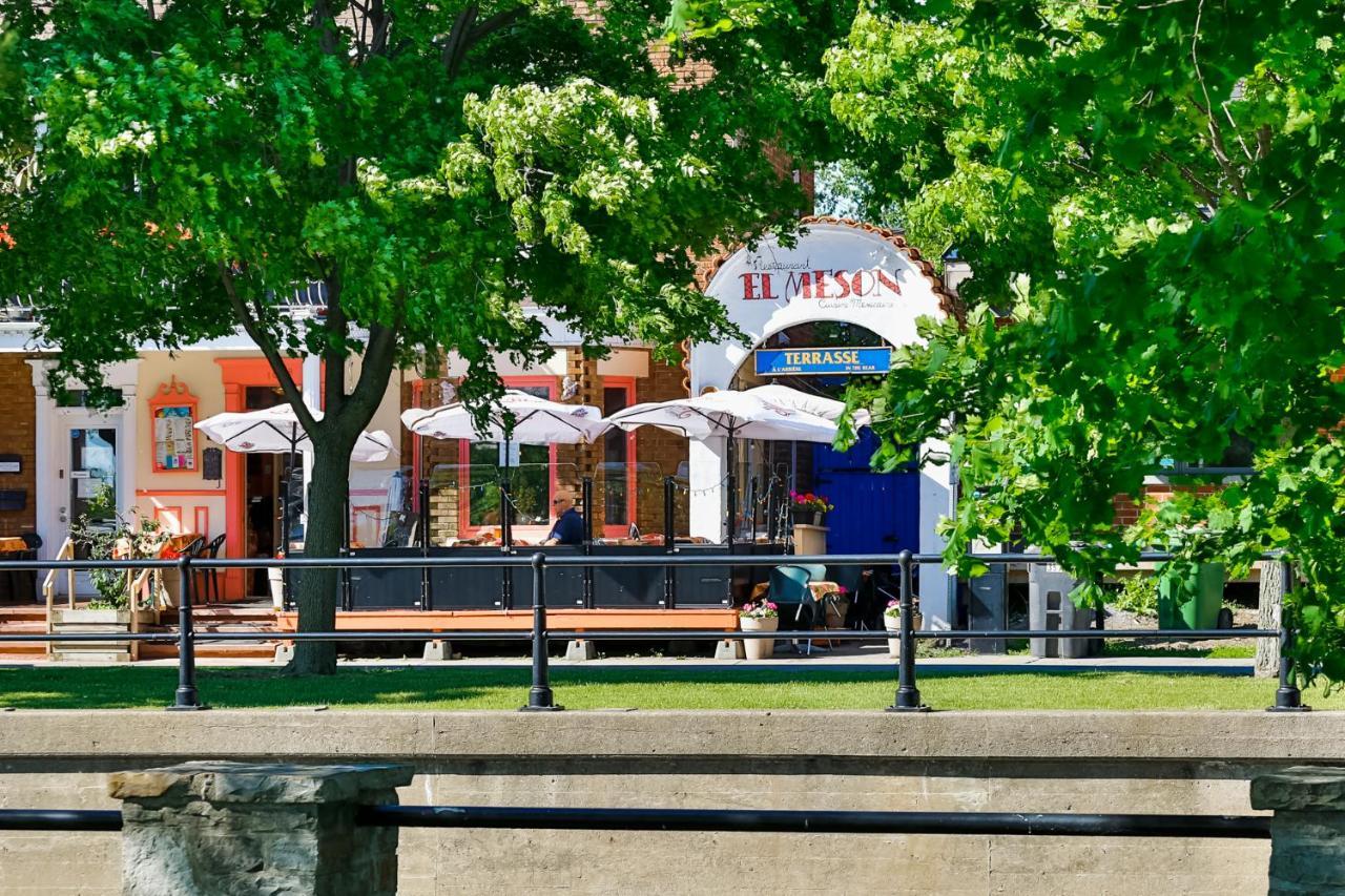 Free Parking In Beautiful Lachine Montreal Luaran gambar